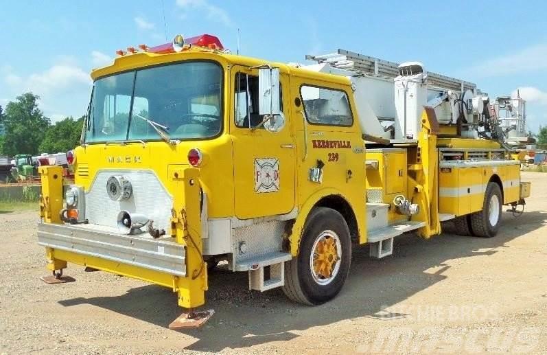 Mack CF685 Camion Pompieri