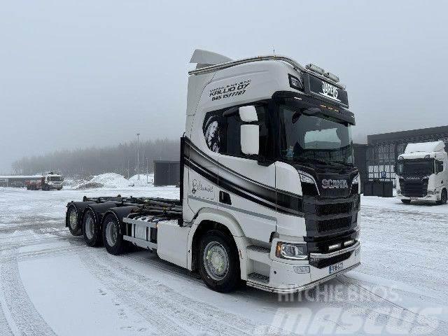 Scania R 660 B8x4*4NB Camion portacontainer