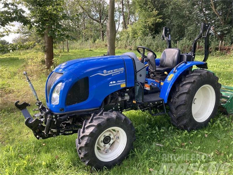 New Holland Boomer 55 HST med frontlift Trattori compatti