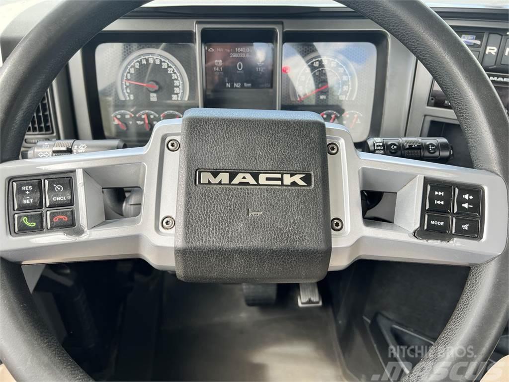 Mack AN64T Motrici e Trattori Stradali
