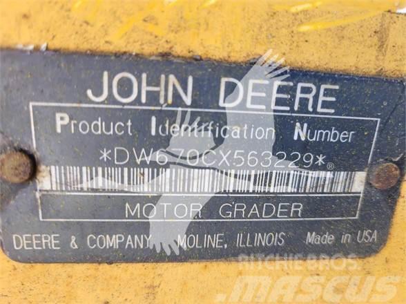John Deere 670C Motorgraders