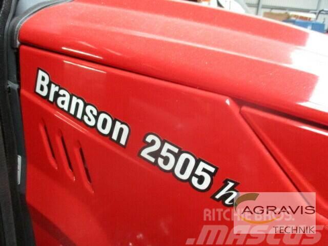 Branson Tractors 2505 H Trattori