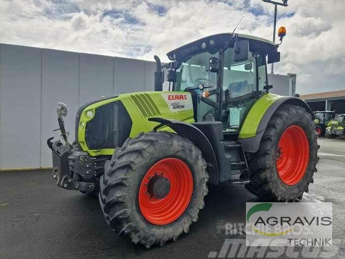 CLAAS ARION 650 CMATIC TIER 4I Trattori