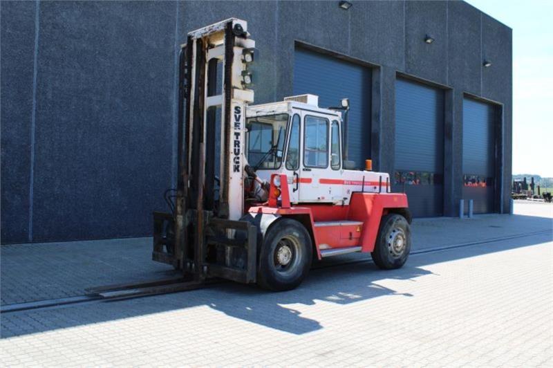 Svetruck 1060-30 Carrelli elevatori diesel