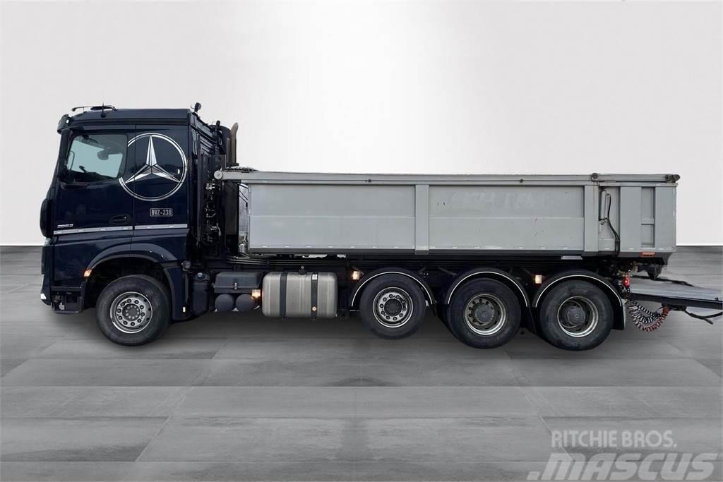 Mercedes-Benz Arocs 3663VLA 8x4 KOME sorayhdistelmä Camion ribaltabili