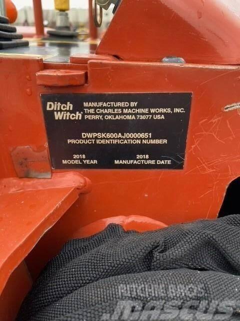 Ditch Witch SK600 Mini Pale Gommate