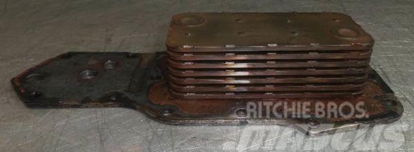 CASE Oil cooler for engine Case 6T-590/86 3921558 Altri componenti