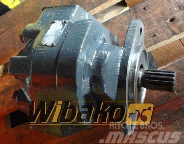 Hanomag Hydraulic pump Hanomag D500 Componenti idrauliche