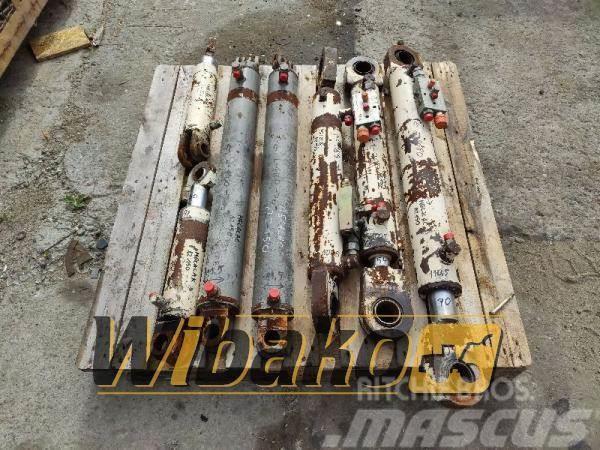 Mecalac Set of cylinders Mecalac AS150 Componenti idrauliche